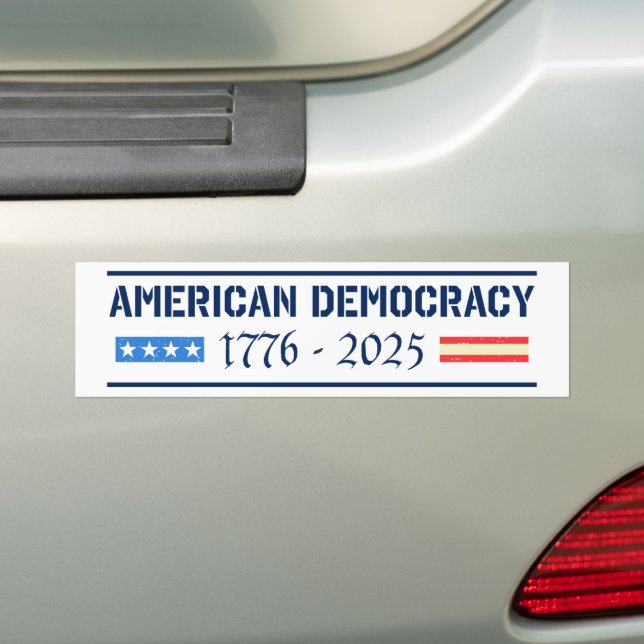 Pegatina Para Coche QEPD Democracia Americana 1776-2025 Anti-Trump (en coche)