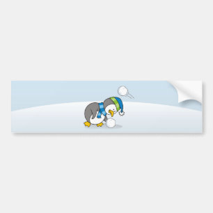 Pegatina Para Coche Un pingüino con una bola de nieve
