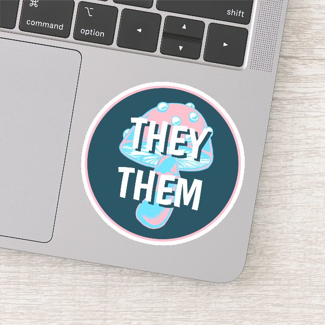 Pegatina Pronunouns de hongo con bandera transgénero de per (Detalle)