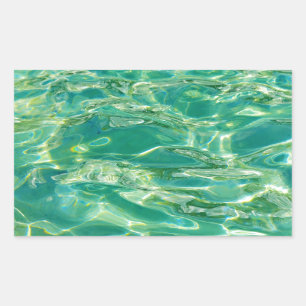 Pegatina Rectangular Agua azul bajo el sol brillante del mediodía