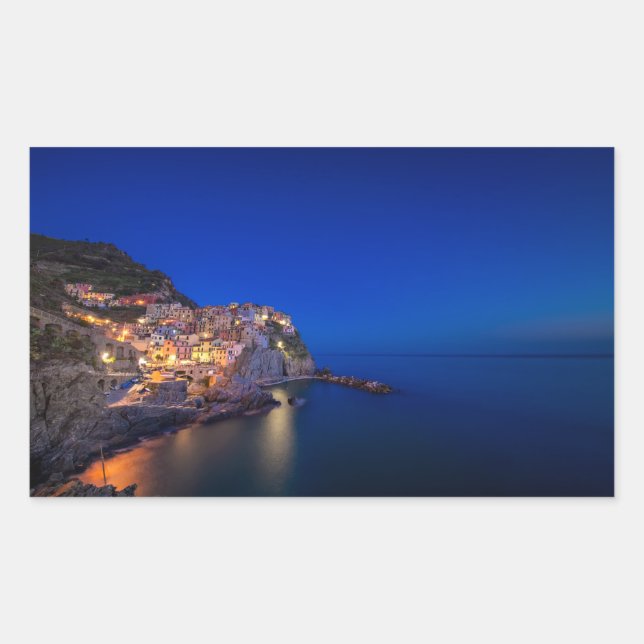 Pegatina Rectangular Ciudad de Manarola en Cinque Terre por la noche (Anverso)