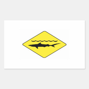 Pegatina rectangular de signo amarillo de 'tiburon