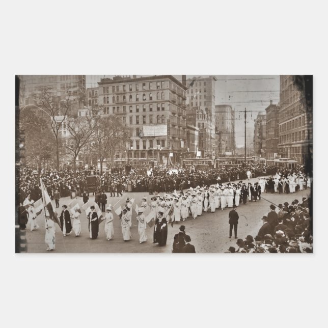 Pegatina Rectangular Desfile de Sufragio Femenino de 1912 (Anverso)