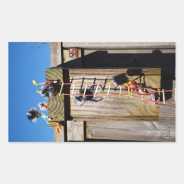 Pegatina Rectangular Fubby's die een vogelhuis beklimmen.