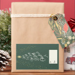 Pegatina Rectangular Green Muy Merry Christmas Tree Regalo por<br><div class="desc">El diseño de este Pegatina verde muy merry navideño para el diseño rectangular presenta un sofisticado fondo verde cazador con una mezcla de letras simples de marfil y caligrafía clásica, junto con un estilo boho minimalista que logra un equilibrio perfecto entre sutileza moderna y elegante de época. Embellear todo esto...</div>
