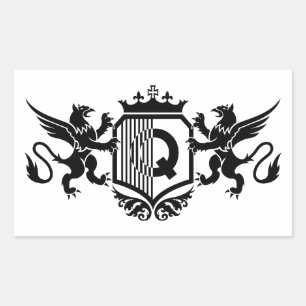 Pegatina Rectangular Grifos flanqueando un escudo con la letra "Q"