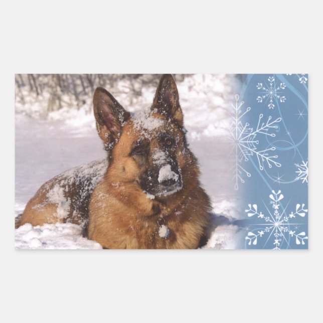 Pegatina Rectangular Hermoso perro pastor alemán en la nieve (Anverso)