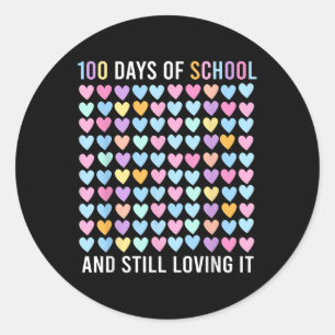Pegatina Redonda 100° Día De La Escuela Y Aún Amando El Corazón 100