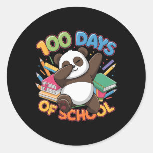 Pegatina Redonda 100 Días Escolares Panda Dabbing Jóvenes Profesore