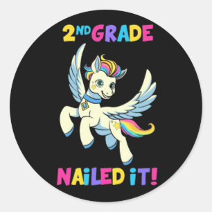 Pegatina Redonda 2.º Grado En La Escuela De Niños Unicornios
