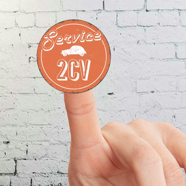 Pegatina Redonda 2CV Service Vintage (2CV Round Sticker in Orange with a White Vintage Text and Deux Chevaux Illustration)