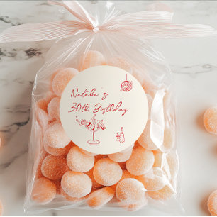 Pegatina Redonda 30.º Chica de cócteles con crema de mano