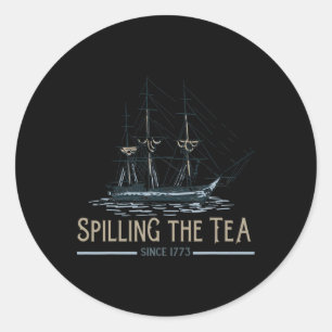 Pegatina Redonda 4 De Julio Derramando El Té Desde 1773 Cuarto De