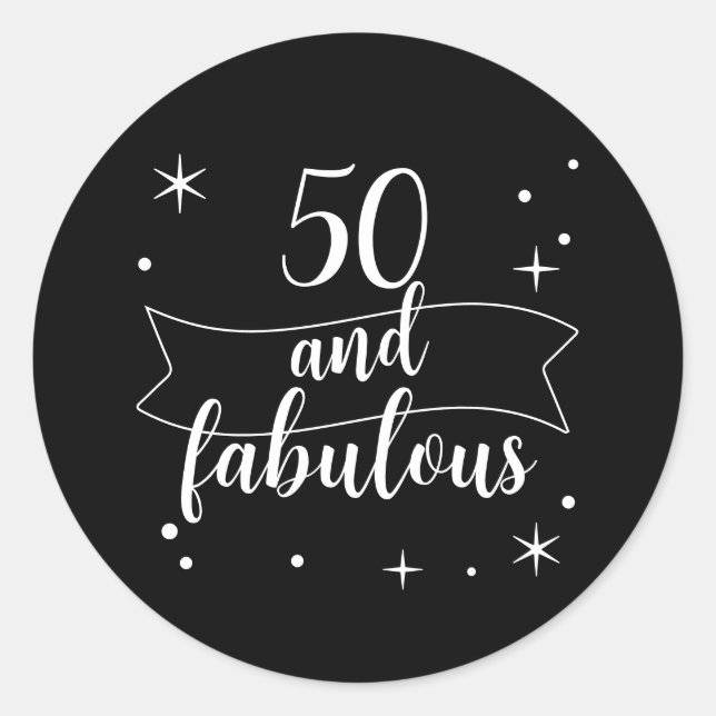 Pegatina Redonda 50 y fabuloso cumpleaños en blanco y negro (Anverso)