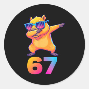 Pegatina Redonda 67 Carpincho Seis Siete Meme Animal Carpincho Geni