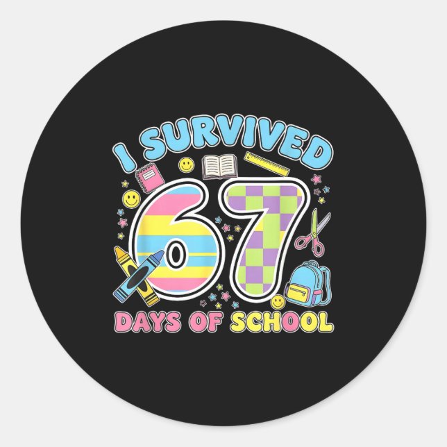 Pegatina Redonda 67 Clroom Milestone Cute Pastel Kids Humor  (Anverso)