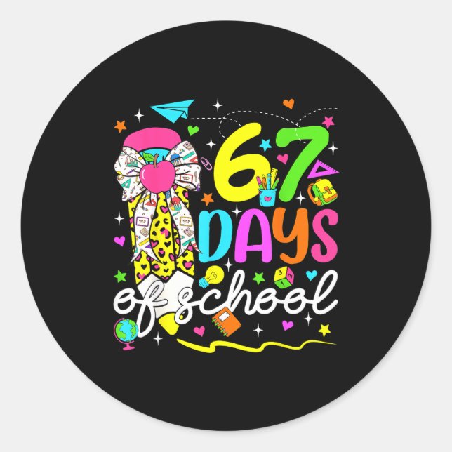Pegatina Redonda 67 Days Of School Girls Coquette Bow Pencil 67 Day (Anverso)