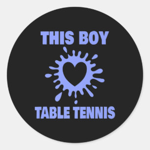 Pegatina Redonda A Este Niño Le Encanta El Tenis De Mesa Divertido 