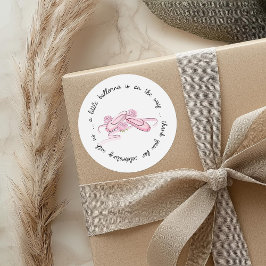 Pegatina Redonda A Little Ballerina is on the Way Pink Ballet Shoes