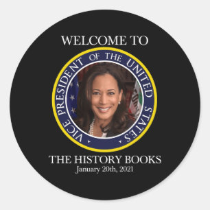 Pegatina Redonda A Los Libros De Historia Kamala Harris 2021 Usa V.