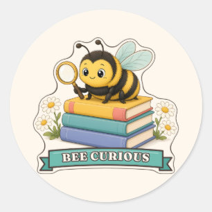Pegatina Redonda Abeja Curiosa Abeja Borrosa con Lupa