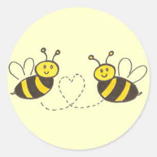 Pegatina Redonda Abejas de miel con fondo amarillo cardíaco