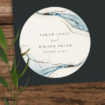 Pegatina Redonda Abstract Watercolor Blue Gold Beach Boda<br><div class="desc">Resumen Watercolor Blue Gold Beach Theme Collection.- Es un elegante guion Ilustracion acuático de ondas de playa abstractas, perfecto para su boda y fiestas de playas costeras abstractas. Es muy fácil de personalizar, con sus datos personales. Si necesita cualquier otro producto o personalización que coincida, por favor envíe un mensaje...</div>