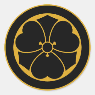 Pegatina Redonda Acedera de madera con espadas en círculo 1