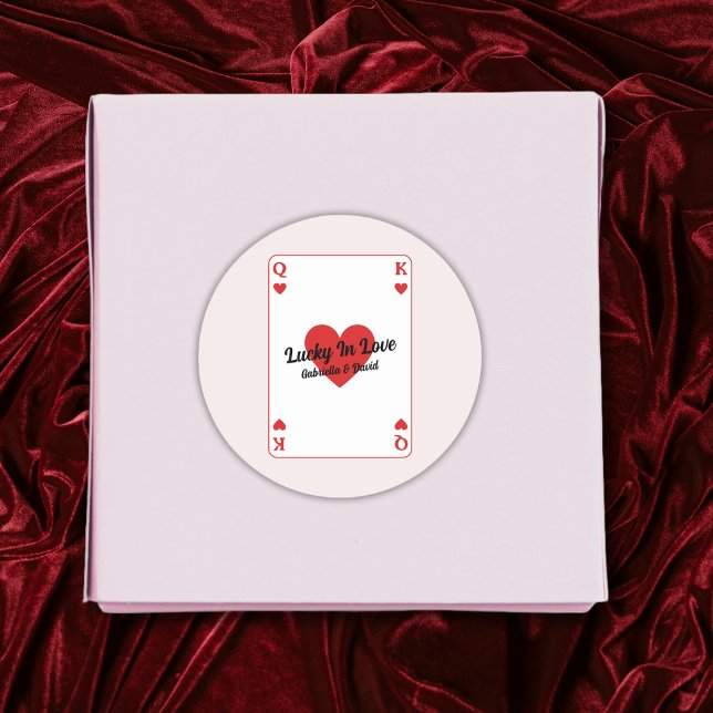 Pegatina Redonda Afortunada En El Amor Corazón Jugando Tarjeta Duch (Lucky In Love Heart Playing Card Couples Shower Classic Round Sticker)