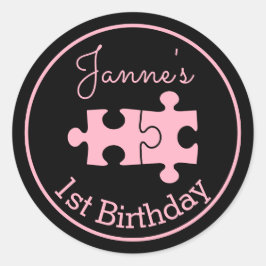 Pegatina Redonda Agradables rompecabezas negros rosados