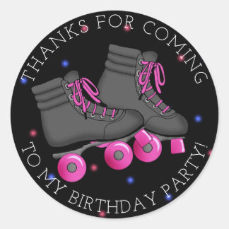 Pegatina Redonda Agradecimiento de cumpleaños de patines sobre rued
