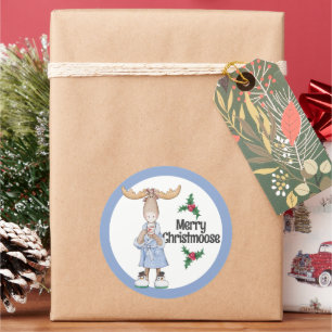 Pegatina Redonda Alce de Navidad en pijama con cacao 