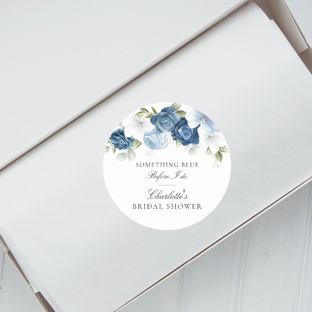 Pegatina Redonda Algo Azul Antes de Floral Despedida de Soltera (Dusty Blue Floral Something Blue Floral Classic Round Sticker)