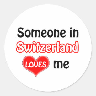 Pegatina Redonda Alguien en Suiza me quiere