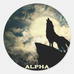 Pegatina Redonda Alpha Wolf Howling en la Luna Completa
