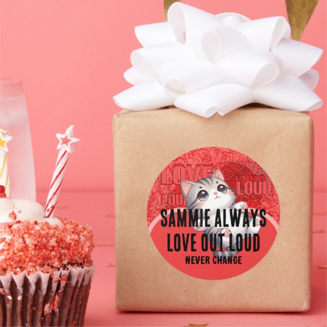 Pegatina Redonda Amar fuerte - Incluso Más Corazones - (Fiesta)