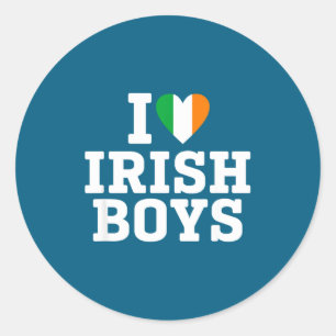 Pegatina Redonda Amo a los chicos irlandeses bandera de Irlanda cor