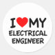 Pegatina Redonda Amo a mi ingeniero eléctrico (Anverso)