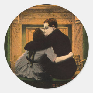 Pegatina Redonda Amor y romance vintage, beso en la chimenea románt