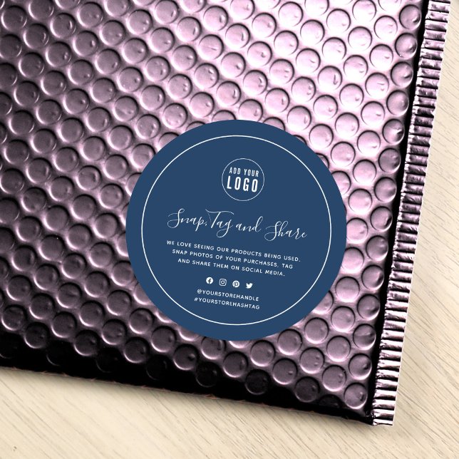 Pegatina Redonda Añadir el logotipo Ajuste de borde blanco y compar (Subido por el creador)