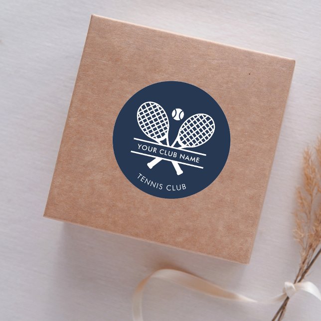 Pegatina Redonda Añadir tu nombre de club Tenis Sports Navy Blue (Lawn Tennis Country Club Rackets Motif Navy Blue Classic Round Sticker)