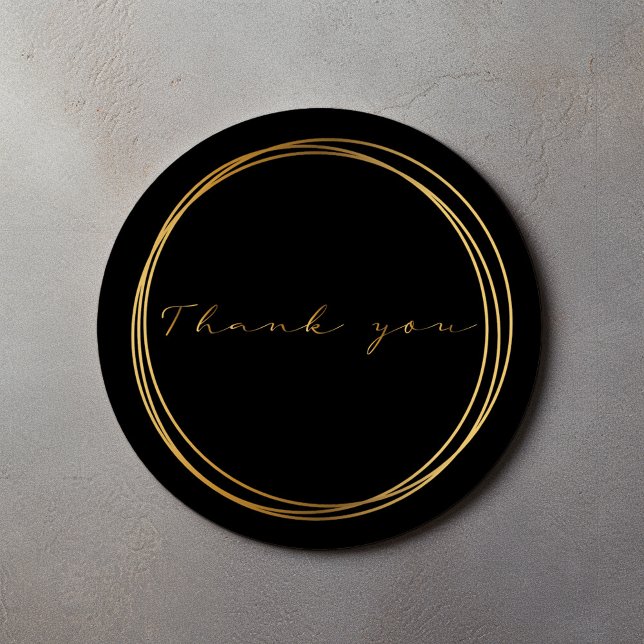 Pegatina Redonda Anillos de oro y negro Agradecer Elegante Moderno (Black round thank you sticker with gold script and double circle frame)