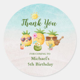 Pegatina Redonda Aniversario de la Playa Tropical de Luau Pineapple