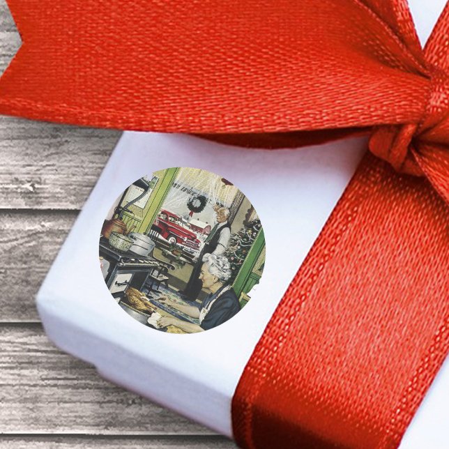 Pegatina Redonda Antiguos Navidades de cocina doméstica de moda (Vintage holiday scene grandma cooking Christmas turkey on round sticker.)