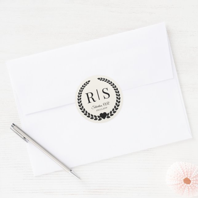 Pegatina Redonda Antique Ivory Wedding Monogram Initials (Sobre)