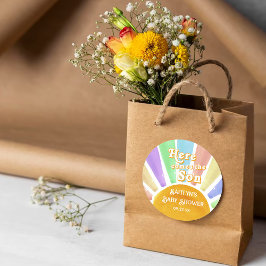 Pegatina Redonda Aquí Viene El Baby Shower De Los Niños Retro Son