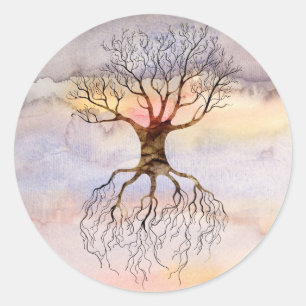 Pegatina Redonda Árbol contra el cielo