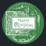 Pegatina Redonda Artsy Vintage Retro Merry Christmas Personalizado<br><div class="desc">Feliz diseño de tipografía navideño de la naturaleza blanca de nieve con dos pájaros sentados en un pino en el bosque con una pancarta que dice Feliz Navidad decorado con conos de pino con un toque artístico contra el fondo verde festivo. El texto es para que usted lo personalize o...</div>