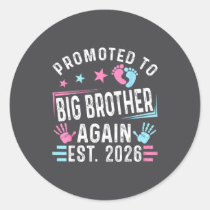 Pegatina Redonda Ascendido a Big Brother de nuevo Est. 2026 Vintage