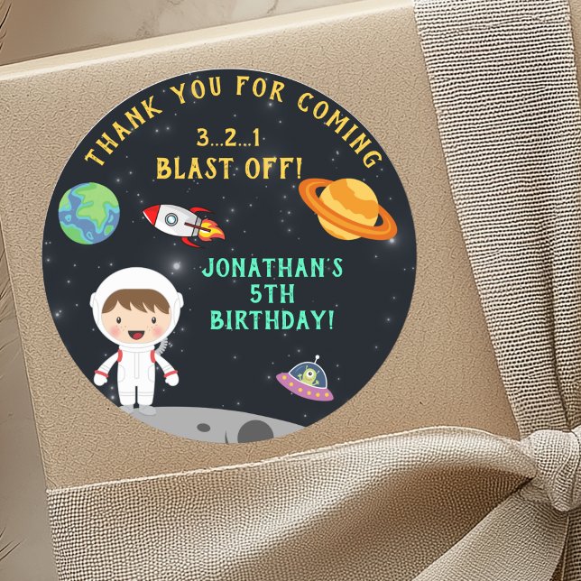 Pegatina Redonda Astronaut Space Birthday - Personalized Blast Off" (Subido por el creador)